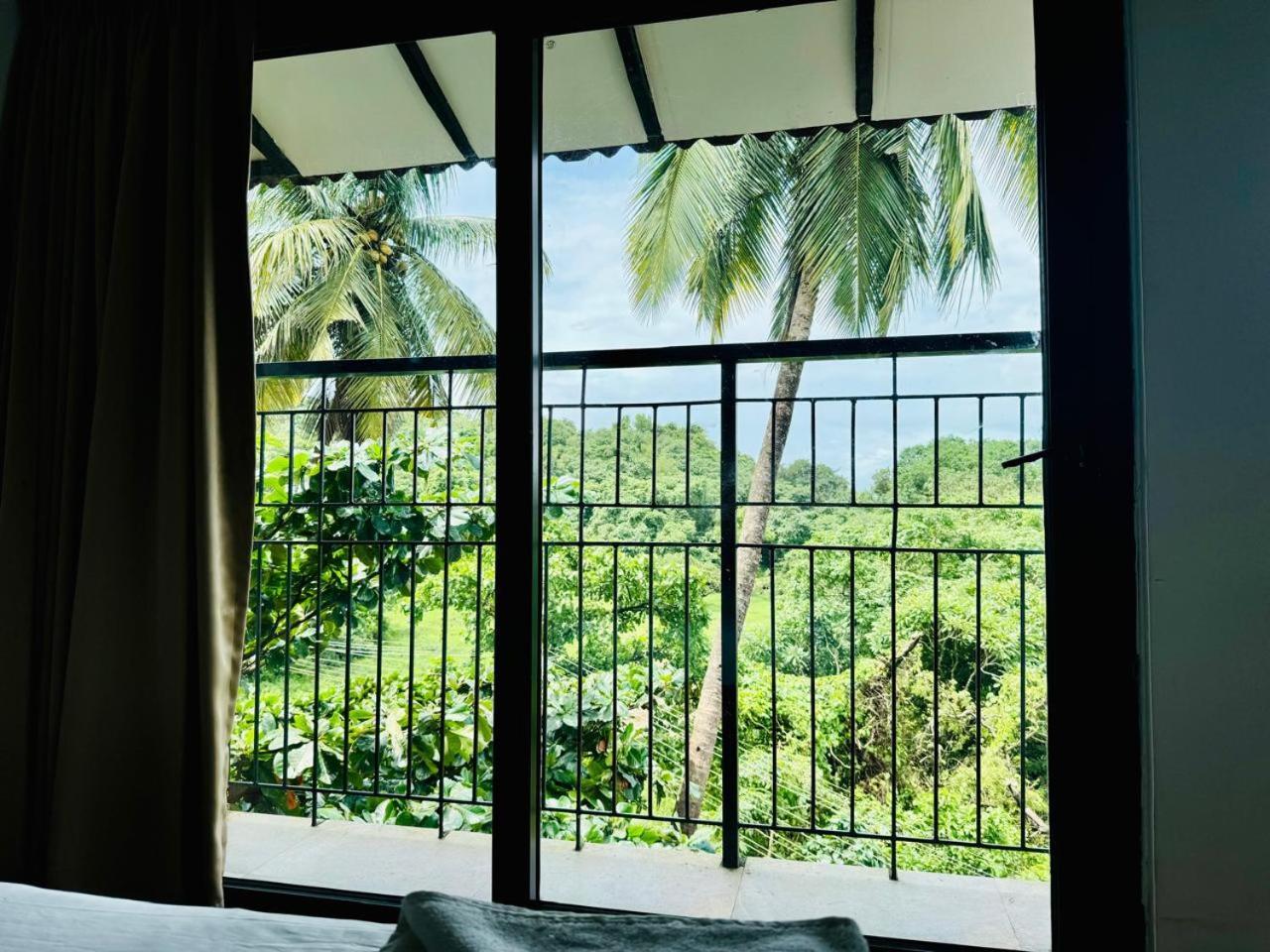 Half Hotel, Calangute Ngoại thất bức ảnh