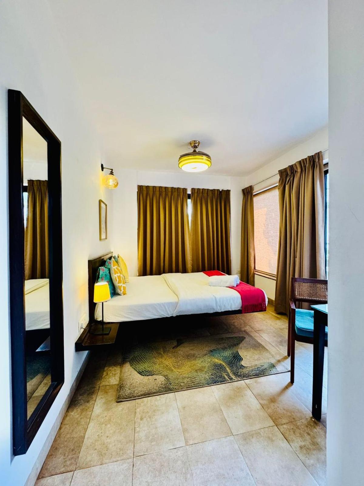 Half Hotel, Calangute Ngoại thất bức ảnh