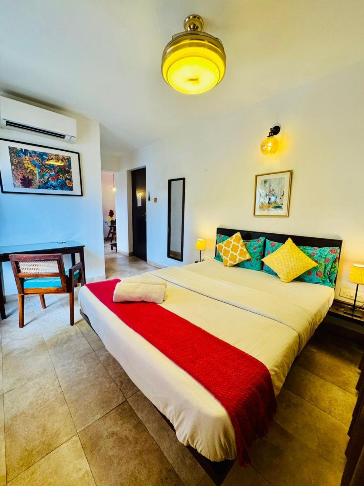 Half Hotel, Calangute Ngoại thất bức ảnh